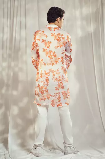 Burnt orange print kurta.