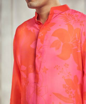 Pink and red floral print kurta. 3