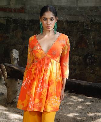Yellow orange embroidered peplum kurti pant with dupatta 3