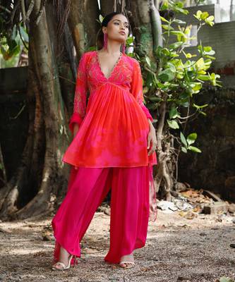 Pink red embroidered peplum kurti pant with dupatta 2
