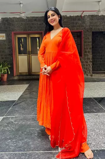 Orange anarkali set

embroidery- cutdana
