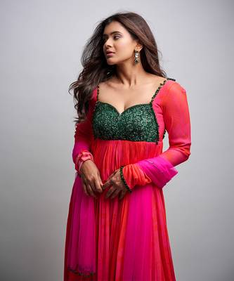 Pink red embroidered anarkali with green work and scallop embroidered net dupatta. 3