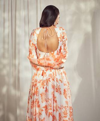 Burnt orange print self scallop anarkali with matching organza silk dupatta with gold trimming lace detailing. 4