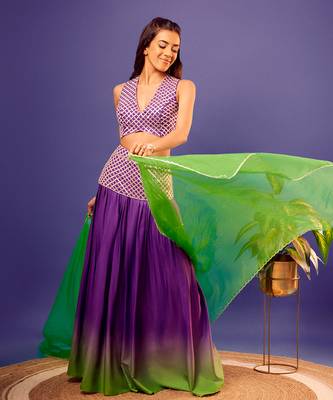 Purple-green ombre jasmine set 1