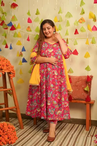 Pink floral cotton anarkali suit set - ( set of 3 )