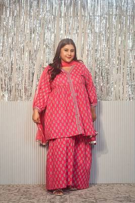 Pink printed cotton v-neck gota sharara set -(set of 3) 1
