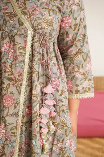 Grey pink floral angrakha kurta suit set - ( set of 3 )