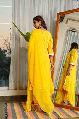 Navrai yellow bandhani suit set - (set of 3) 4