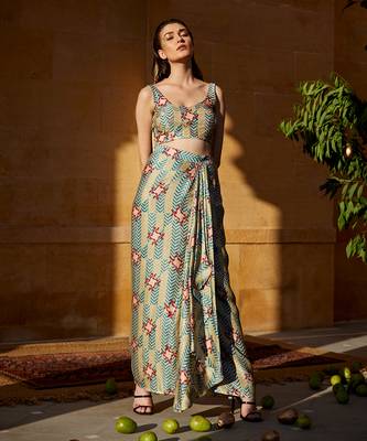 Pistachio satin skirt set 4