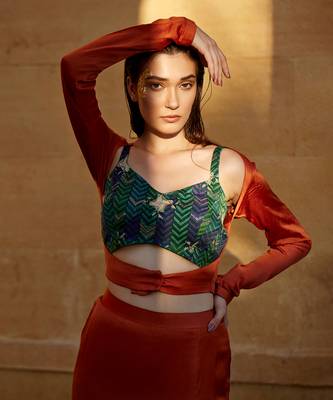 Burnt orange satin skirt set 4