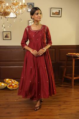 Maroon embroidered chanderi stitched anarkali set with dupatta 2