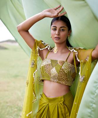 Green satin embroidery  skirt set 2