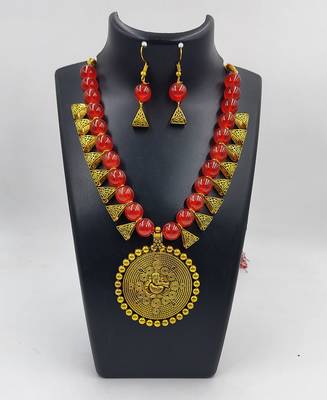 Red necklace set 2