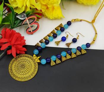 Multicolor necklace set 1