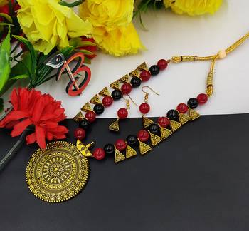Multicolor necklace set 1