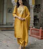 Vredevogel women's silk blend straight kurta with pant & embroidered chanderi dupatta