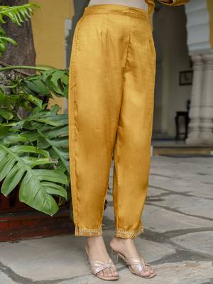 Vredevogel women's silk blend kurta with trousers pant & embroidered chanderi dupatta set 4