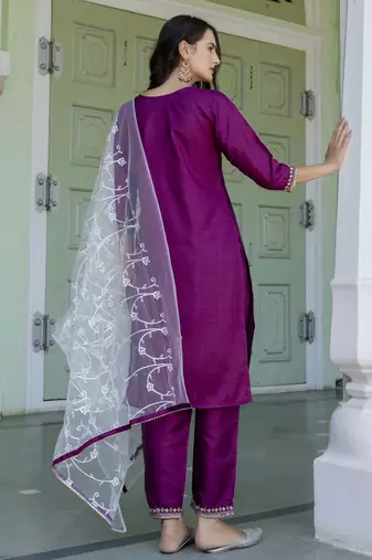 Vredevogel women's silk blend kurta with trousers pant & embroidery work dupatta set