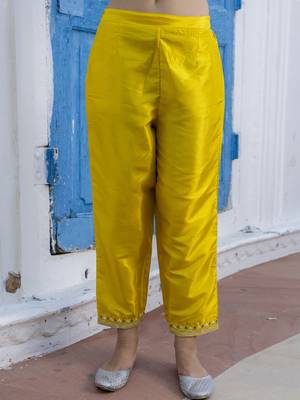 Vredevogel women's silk blend kurta with trousers pant & embroidery work dupatta set 4