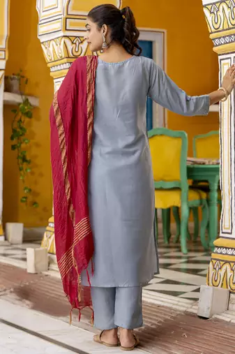 Vredevogel women's silk blend kurta & trousers pant with viscose print dupatta