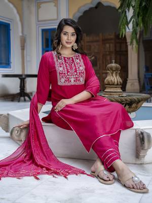 Vredevogel women's chinon silk kurta & trousers pant with nazneen shibori print dupatta 2