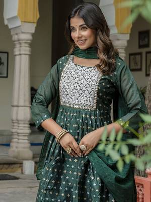 Vredevogel women's chanderi modal butti kurta with trouser pant & embroidered chanderi dupatta 3