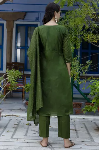 Vredevogel women's chanderi modal butti kurta with trouser pant & embroidered chanderi dupatta