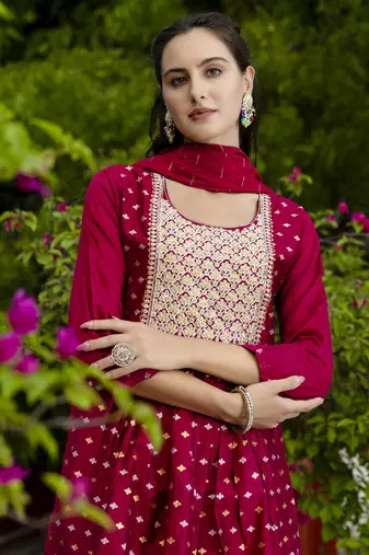 Vredevogel women's chanderi modal butti kurta with trouser pant & embroidered chanderi dupatta