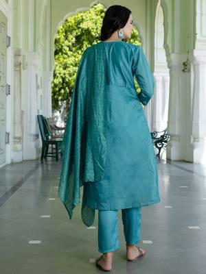 Vredevogel women's chanderi modal butti kurta with trouser pant & embroidered chanderi dupatta 2