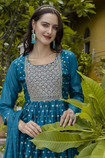 Vredevogel women's chanderi modal butti kurta with trouser pant & embroidered chanderi dupatta