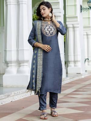 Vredevogel women's cotton silk blend embroidered kurta pant with viscose print dupatta set 1