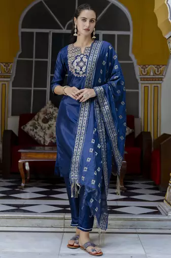 Vredevogel women's cotton silk blend embroidered kurta pant with viscose print dupatta set