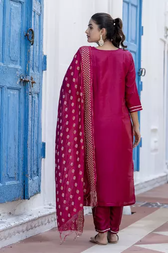 Vredevogel women's cotton silk blend embroidered kurta pant with viscose print dupatta set