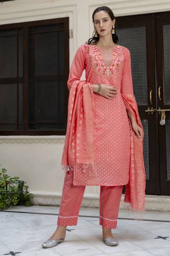  women's chanderi modal butti kurta with trouser pant & embroidered chanderi dupatta set