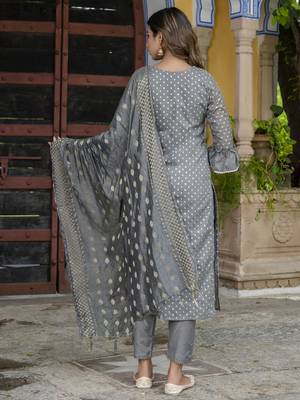 Vredevogel women's chanderi modal butti kurta with trouser pant & embroidered chanderi dupatta set 2