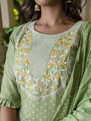 Vredevogel women's chanderi modal butti kurta with trouser pant & embroidered chanderi dupatta set 3