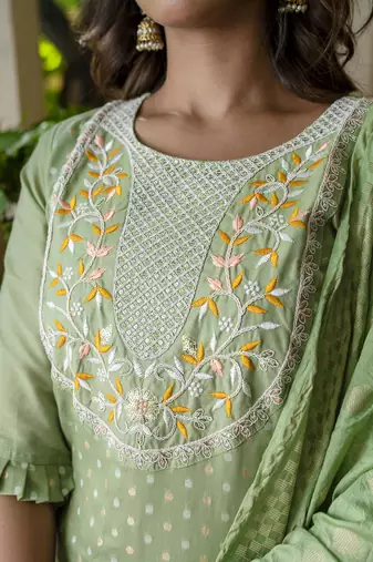 Vredevogel women's chanderi modal butti kurta with trouser pant & embroidered chanderi dupatta set