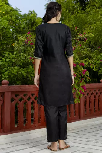 Vredevogel women's silk blend embroidered kurta with trouser pant & dupatta set