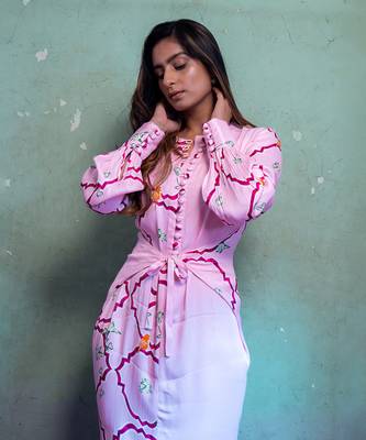 Salty pink satin long dress 5