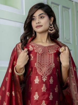 Vredevogel women's cotton silk jacquard kurta pant set with banarasi silk dupatta 3