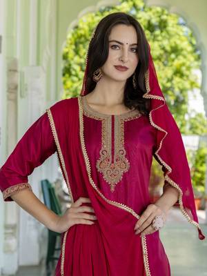 Vredevogel women's silk blend embroidered kurta with pant & nazneen dupatta set 3