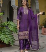 Vredevogel women's silk blend embroidered kurta with pant & nazneen dupatta set