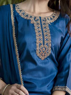 Vredevogel women's silk blend embroidered kurta with pant & nazneen dupatta set 3