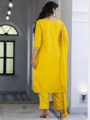Vredevogel women's silk blend embroidered kurta with pant & nazneen dupatta set 2