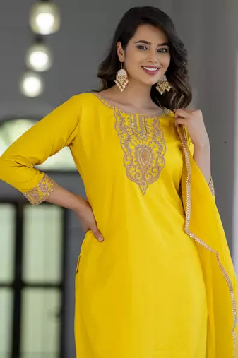 Vredevogel women's silk blend embroidered kurta with pant & nazneen dupatta set