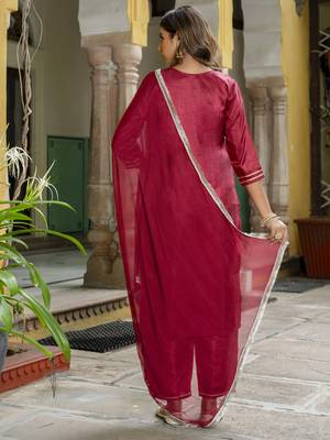Vredevogel women's silk blend kurta pant set with nazmin dupatta 2