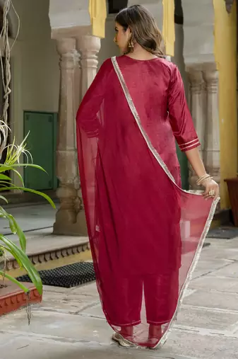 Vredevogel women's silk blend kurta pant set with nazmin dupatta