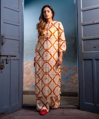 Milk yellow organza kurta set 1