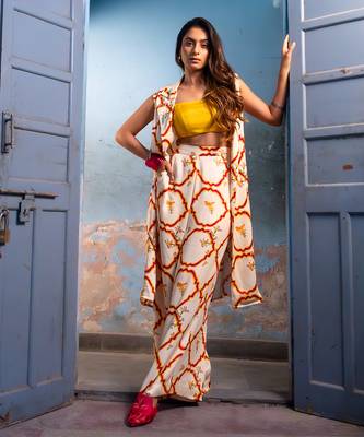 Milk yellow satin kurta set 2