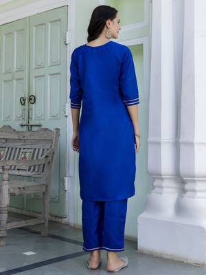 Vredevogel women's silk blend kurta & trouser pant set with nazmin lace border design dupatta 2